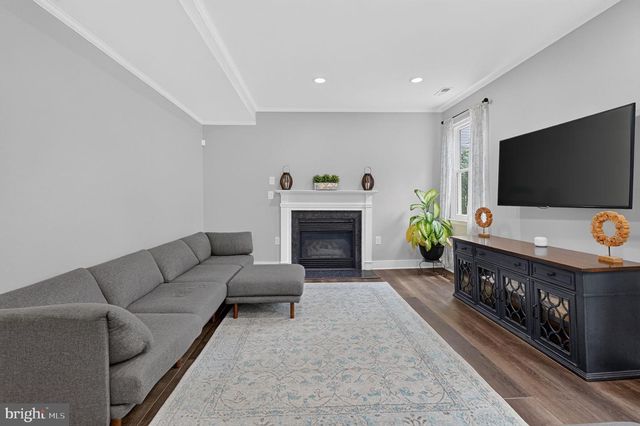 106 CHERRYWOOD TER, Gaithersburg, MD 20878