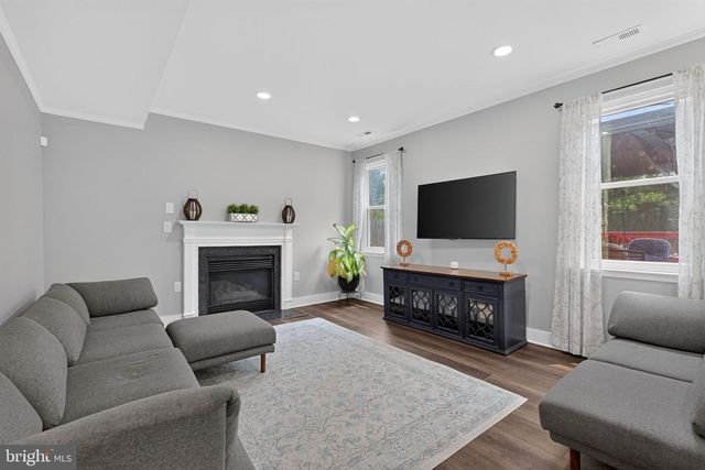 106 CHERRYWOOD TER, Gaithersburg, MD 20878
