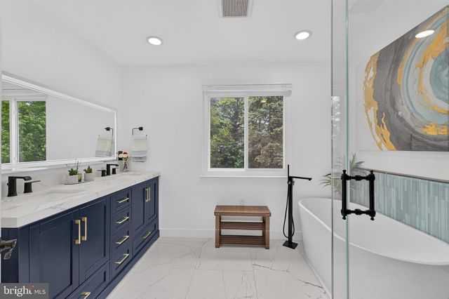 106 CHERRYWOOD TER, Gaithersburg, MD 20878