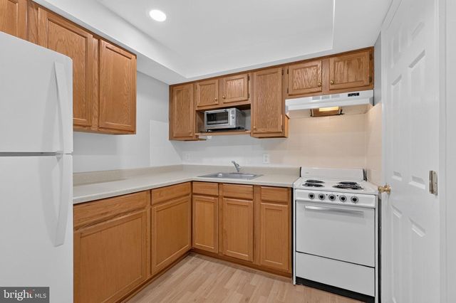 106 CHERRYWOOD TER, Gaithersburg, MD 20878