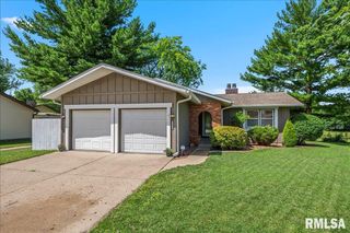 2905 ONTARIO Drive, Springfield, IL 62707