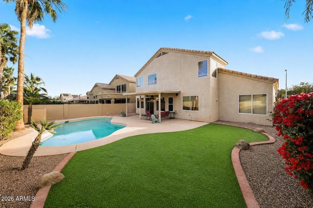 15625 S 6TH Avenue, Phoenix, AZ 85045