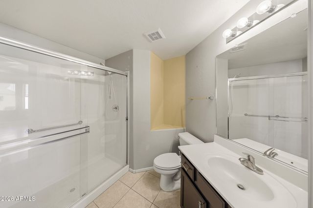 15625 S 6TH Avenue, Phoenix, AZ 85045