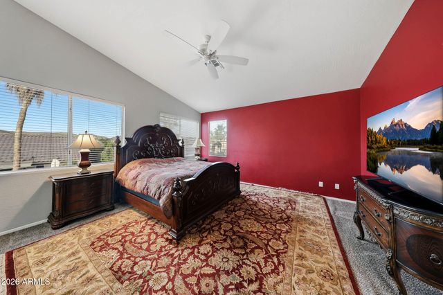 15625 S 6TH Avenue, Phoenix, AZ 85045