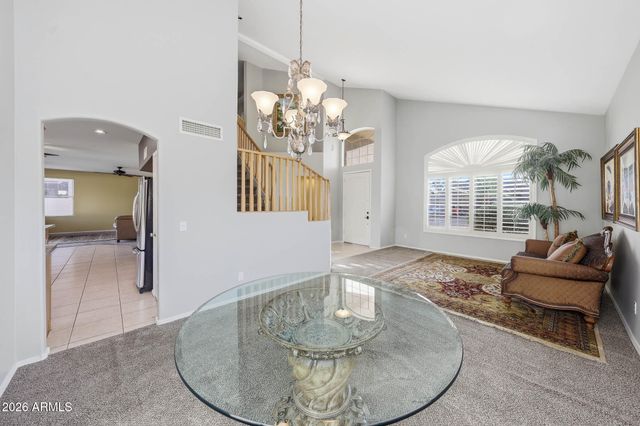 15625 S 6TH Avenue, Phoenix, AZ 85045