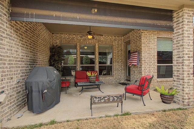 8808 Honeysuckle Drive, Argyle, TX 76226