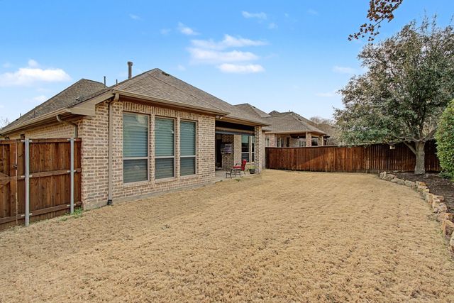 8808 Honeysuckle Drive, Argyle, TX 76226
