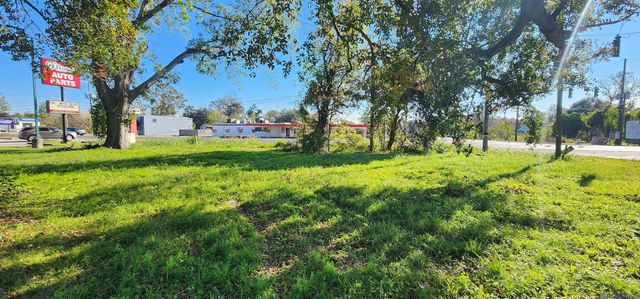 106 Rondinaud Rd, Donaldsonville, LA 70346