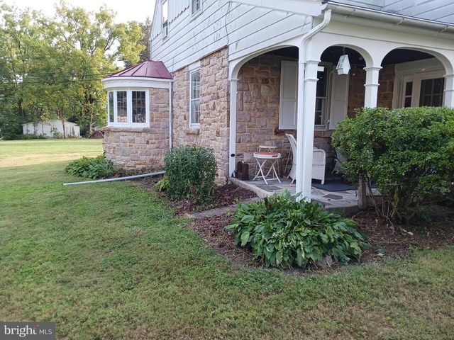 212 WOOD ST, Harrisburg, PA 17109