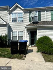 27 GRISTMILL LN, Laurel Springs, NJ 08021