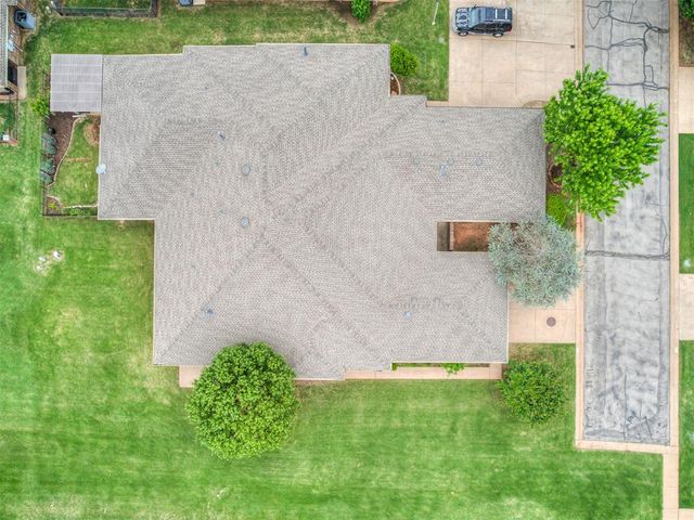 1813 NW 161st Place, Edmond, OK 73013