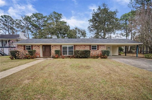 517 Simms Drive, Saraland, AL 36571