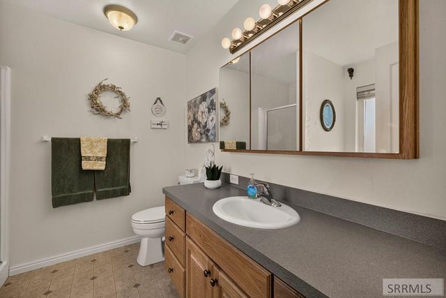 3864 E John Adams Parkway, Ammon, ID 83406