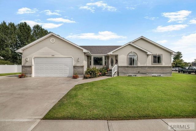 3864 E John Adams Parkway, Ammon, ID 83406