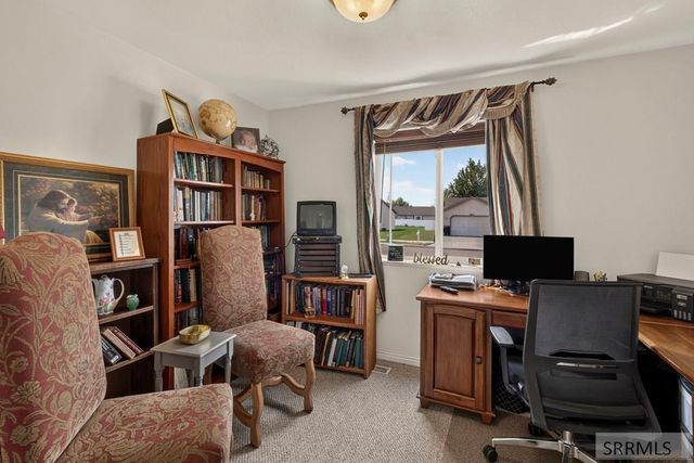 3864 E John Adams Parkway, Ammon, ID 83406