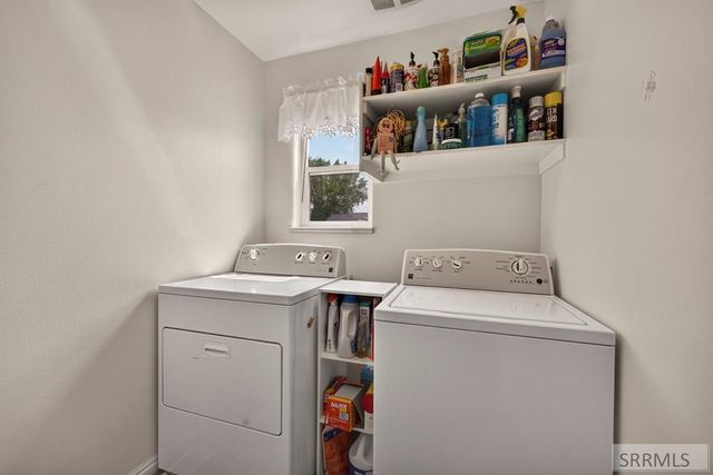 3864 E John Adams Parkway, Ammon, ID 83406