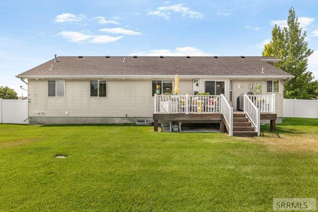 3864 E John Adams Parkway, Ammon, ID 83406