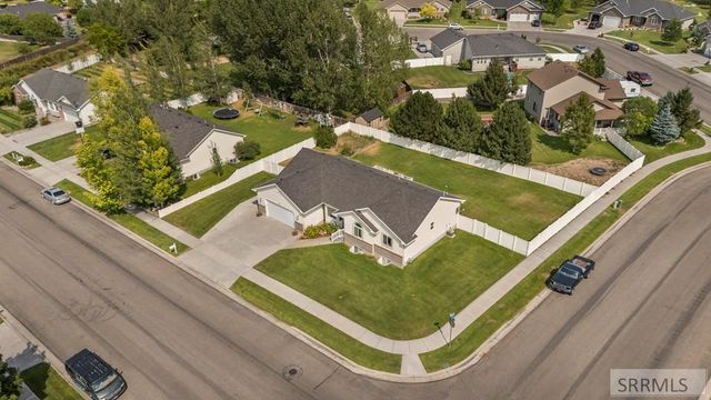 3864 E John Adams Parkway, Ammon, ID 83406