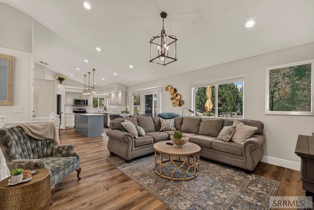 3864 E John Adams Parkway, Ammon, ID 83406