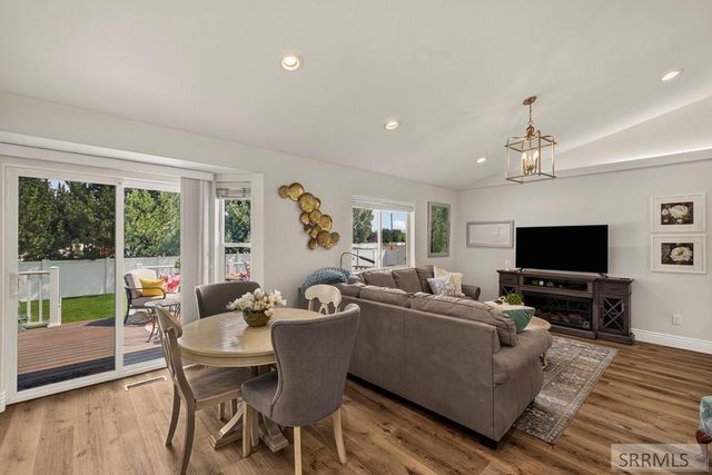 3864 E John Adams Parkway, Ammon, ID 83406
