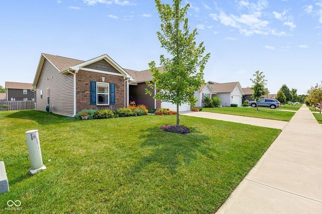 257 Longleaf Lane, Greenfield, IN 46140