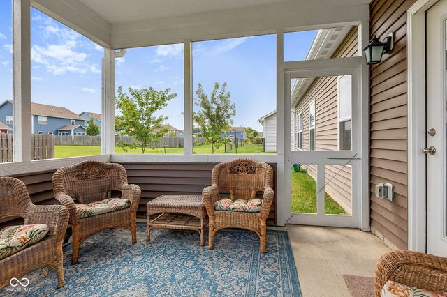 257 Longleaf Lane, Greenfield, IN 46140