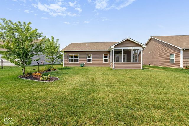 257 Longleaf Lane, Greenfield, IN 46140