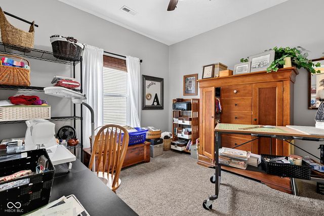 257 Longleaf Lane, Greenfield, IN 46140