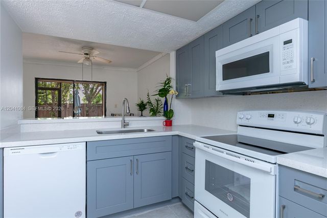 2513 San Remo Cir 2513, Homestead, FL 33035