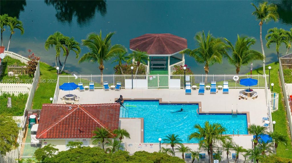 2513 San Remo Cir 2513, Homestead, FL 33035