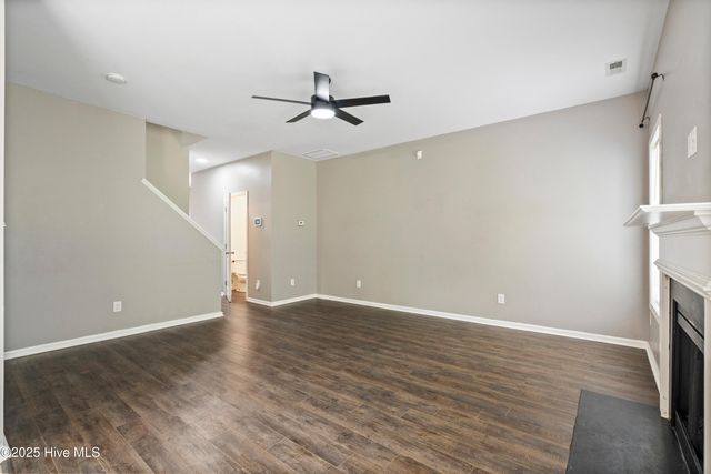 406 Hidden Oaks Drive, Jacksonville, NC 28546