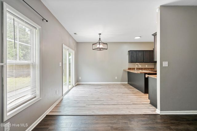 406 Hidden Oaks Drive, Jacksonville, NC 28546