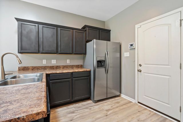 406 Hidden Oaks Drive, Jacksonville, NC 28546