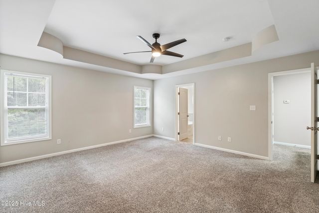 406 Hidden Oaks Drive, Jacksonville, NC 28546