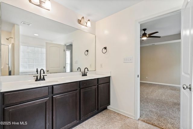 406 Hidden Oaks Drive, Jacksonville, NC 28546