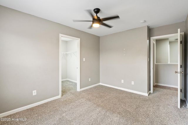 406 Hidden Oaks Drive, Jacksonville, NC 28546