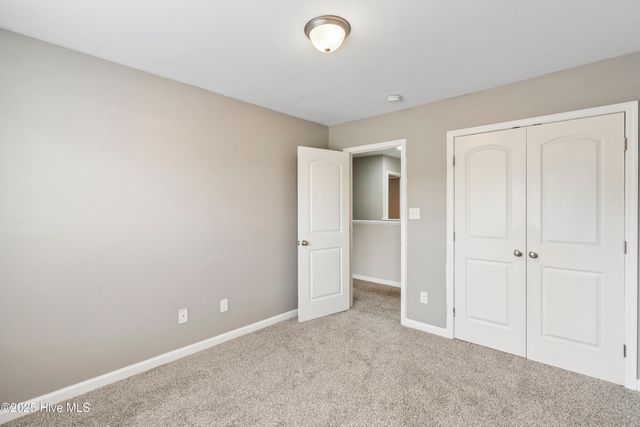 406 Hidden Oaks Drive, Jacksonville, NC 28546
