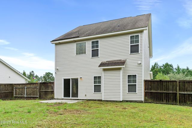 406 Hidden Oaks Drive, Jacksonville, NC 28546