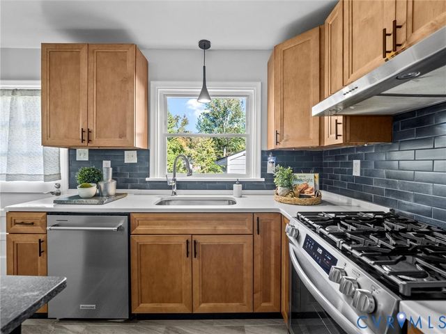 6512 Dustin Dr, Henrico, VA 23226