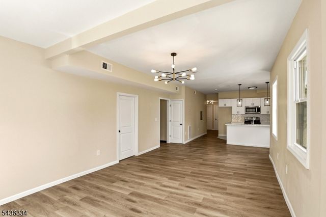 235 Lehigh Ave, Newark City, NJ 07112