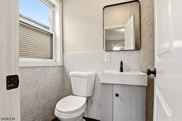235 Lehigh Ave, Newark City, NJ 07112