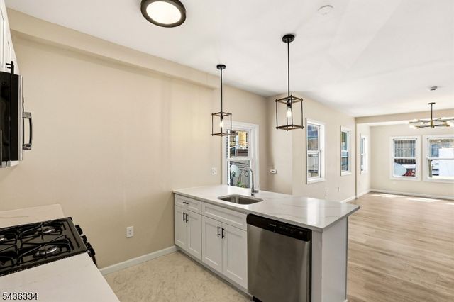 235 Lehigh Ave, Newark City, NJ 07112