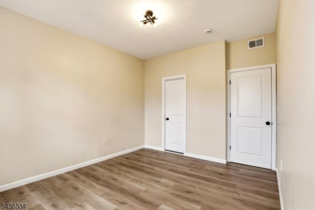 235 Lehigh Ave, Newark City, NJ 07112