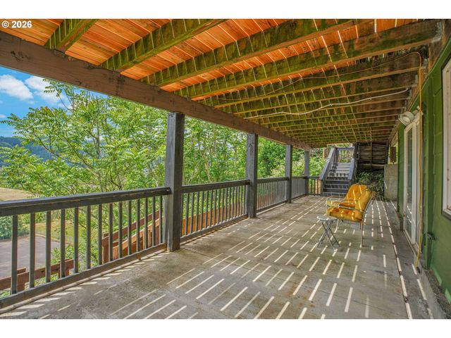 6740 N WILLAMETTE Blvd, Portland, OR 97203