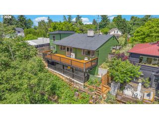 6740 N WILLAMETTE Blvd, Portland, OR 97203