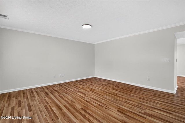 9903 Legacy Ct, Louisville, KY 40291