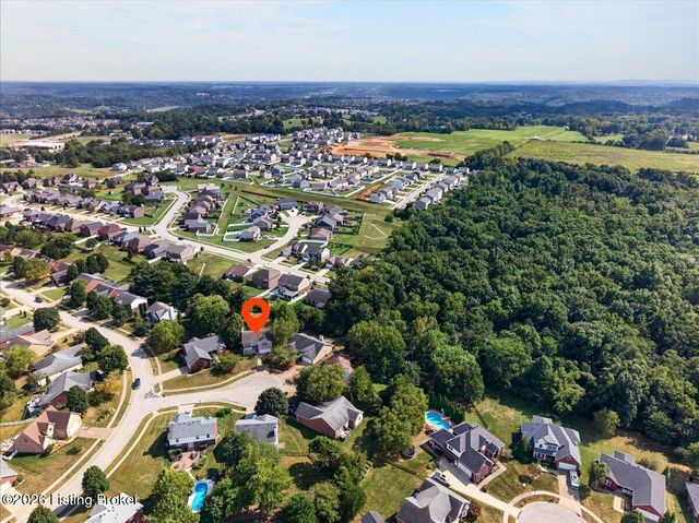 9903 Legacy Ct, Louisville, KY 40291