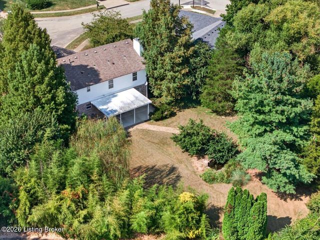9903 Legacy Ct, Louisville, KY 40291