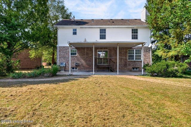 9903 Legacy Ct, Louisville, KY 40291