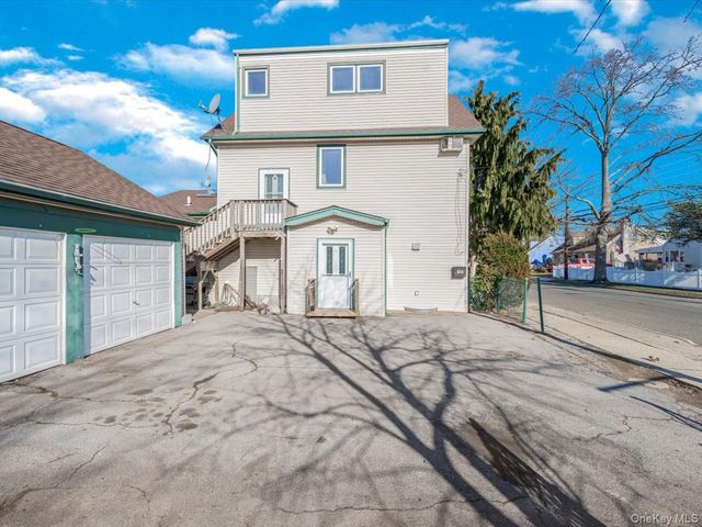 618 Jennings Avenue, West Hempstead, NY 11552